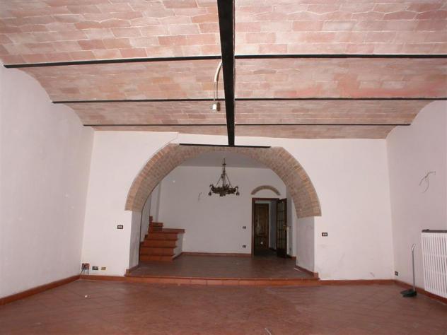 COLONICA di 21 vani e di 850 mq (MONTESPERTOLI) rif. M 700 - Foto 15