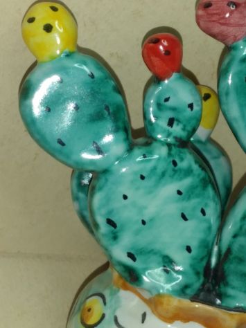 MAIOLICA DI CALTAGIRONE , FICHI D'INDIA A FIRMA DI FLORI - CALTAGIRONE - Foto 6