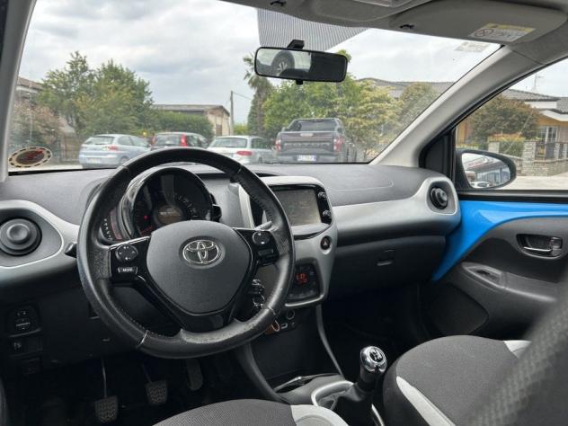 Toyota Aygo 1.0 VVT-i 69 CV 5p x-play NAVI + RETROCAMERA - Foto 8
