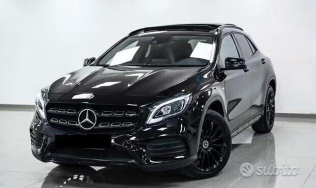 MERCEDES-BENZ GLA 200 d AUTOMATIC PREMIUM NIGHT EDITION TETTO APRIBILE
