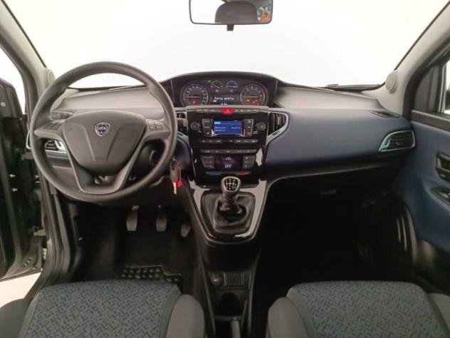 Lancia Ypsilon My24 1.0 Firefly 70 CvStart&Stop Hybrid Oro - Foto 9