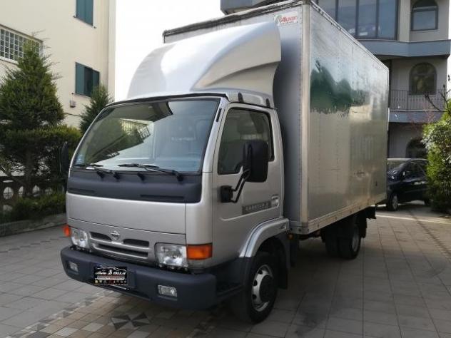 NISSAN CABSTAR 3.0TD - Foto 4