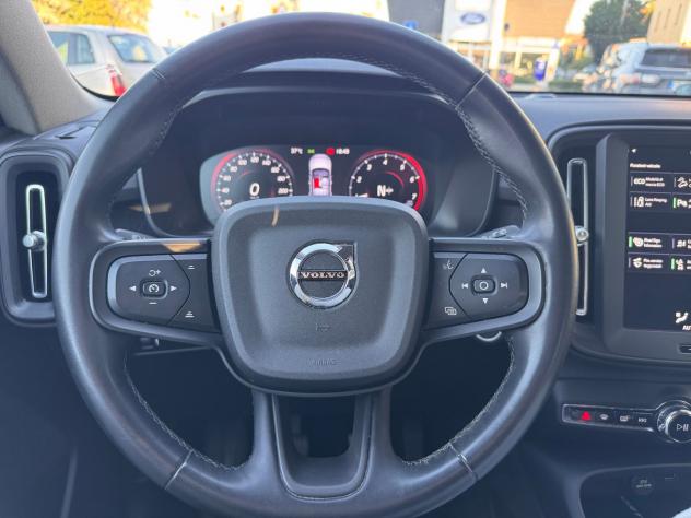 Volvo XC40 Essential T2 #50070 - Foto 9