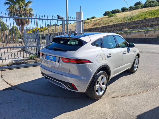 Jaguar E-Pace 2.0D 150 CV R-Dynamic S 2019 - Foto 4