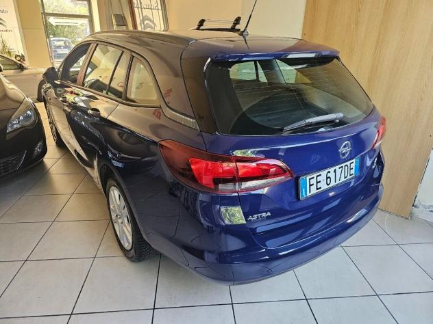 Opel Astra 1.6 CDTi 110CV Start&Stop 5 porte Elective - Foto 2