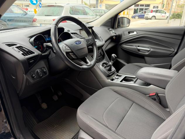Ford Kuga 1.5 TDCI 120 CV TITANIUM - Foto 7