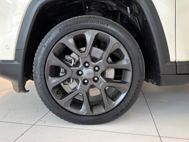 Jeep Compass 4xe 1.3 T4 PHEV 190cv Limited 4xe Auto - Foto 5