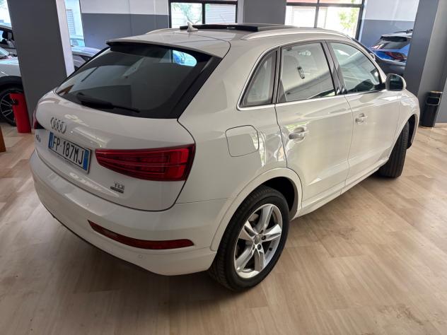 Audi Q3 2.0 TDI 150 CV quattro S tronic Sport - Foto 7