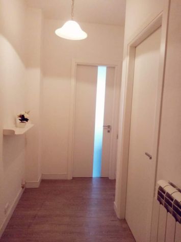 Vendo appartamento ristrutturato compreso box auto soffitta cantina ed arredo - Foto 3