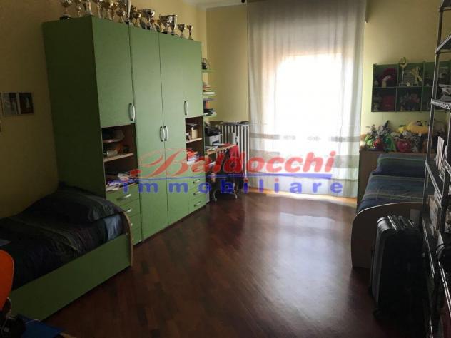 PANTANO - APPARTAMENTO QUADRILOCALE RISTRUTTURATO - Foto 12