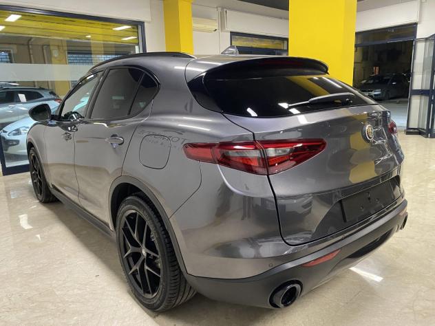 Alfa Romeo Stelvio 2.2 Turbodiesel 160 CV AT8 RWD Sport-Tech - Foto 6