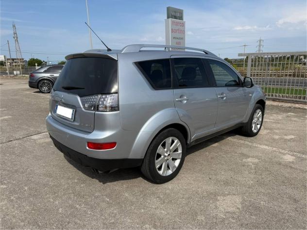 Mitsubishi Outlander 2.0 D Mod. Instyle 7 Posti - Foto 5