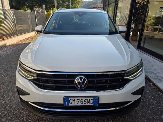 Volkswagen Tiguan 2.0 TDI 150 CV SCR DSG Life - Foto 9