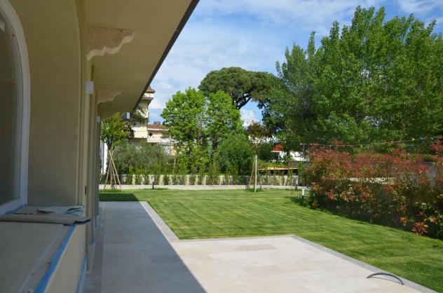 Appartamento in vendita a Viareggio 130 mq Rif: 1323392