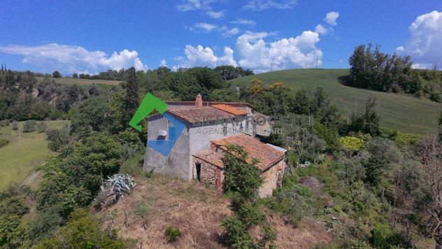 Splendido casale indipendente alle porte di Asciano, nelle crete senesi, Toscana. - Foto 15