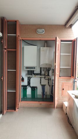 MOBILI IN ALLUMINIO SU MISURA, ADATTI PER ZONE BALNEARI - Foto 3