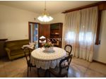 CASA INDIPENDENTE di 5 vani e di 228 mq (ASOLO) rif. BL075