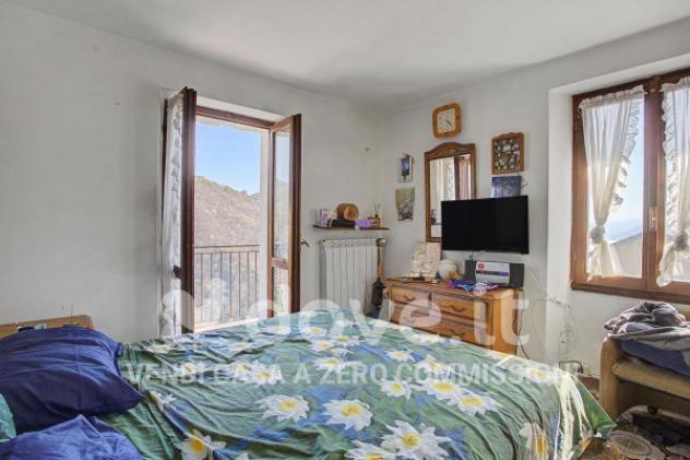 Villa di 207 m² con più di 5 locali in vendita a Maccagno con Pino e Veddasca - Foto 15