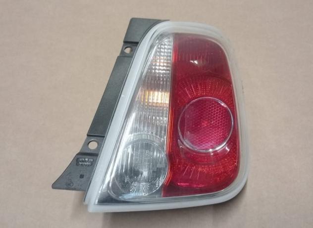 FANALE POST.D.BORDO BIANCO 999-U1296348 Parti elettriche  Fanaleria  Fanali  Fanale post. dx. ABARTH - 500 / 595 / 695 - 01-07-2008 - 01-05-2016, FIAT