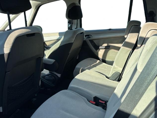 Citroën C4 C4 Grand Picasso 1.6 hdi 16v Perfect 110cv fap - Foto 5