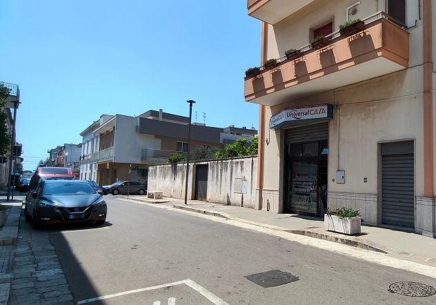 ATTIVITA' AVVIATA IN POSIZIONE STRATEGICA, IN VENDITA - Foto 3