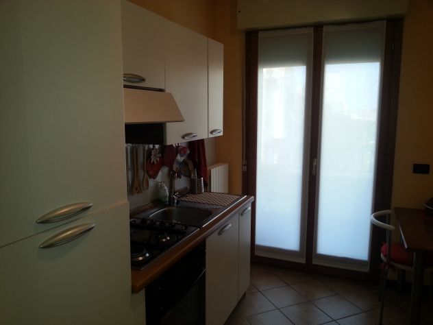 Privato AFFITTA Elegante MONOLOCALE - ZONA CAMPUS - Foto 2
