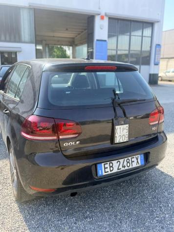 Volkswagen Golf 1.6 TDI DPF 5p. Highline - Foto 4