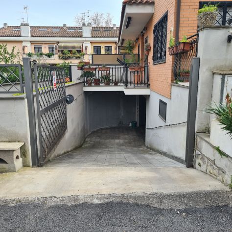 ACILIA Monti San Paolo Via della Salvia BOX 13mq