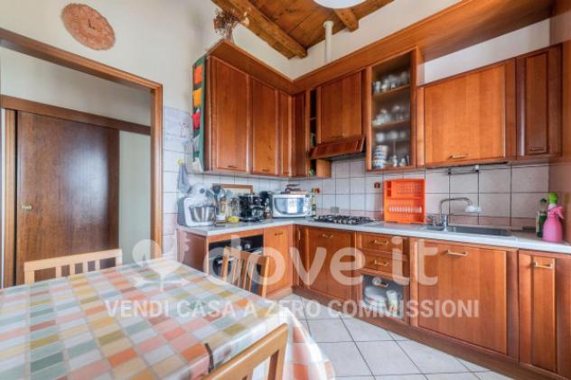 Appartamento di 100 m² con 3 locali e posto auto in vendita a Casciago - Foto 5
