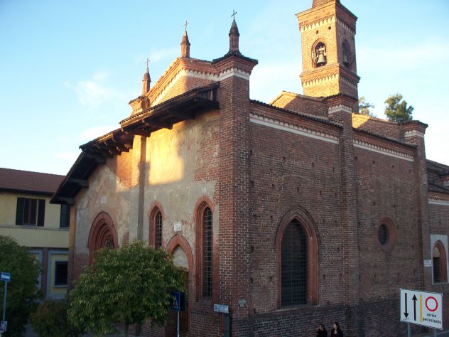 App. libero subito con balcone/cantine/porto auto