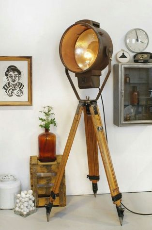 CERCO COLLABORATORE PER VENDERE O SPEDIRE OGGETTI VINTAGE & INDUSTRIAL