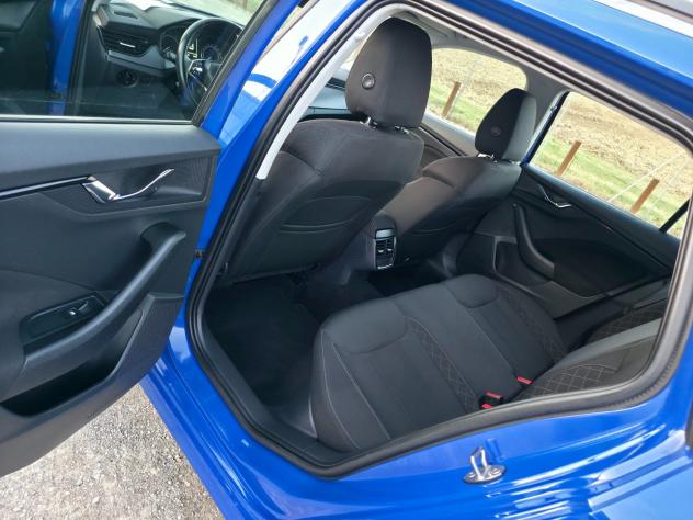 Skoda Kamiq 1.5 TSI ACT Style - Foto 9