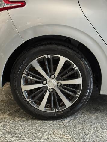 Peugeot 208 1.4 VTi 95 CV 5p. GPL Allure - Foto 10