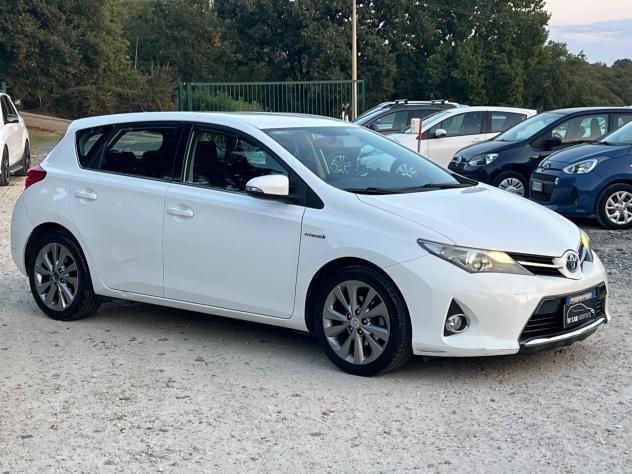 Toyota Auris Hybrid Automatica Permute Rate