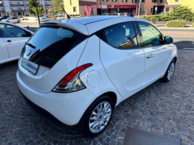 Lancia Ypsilon 1.2Bz 69Cv 5P - Uniproprietario - Foto 6