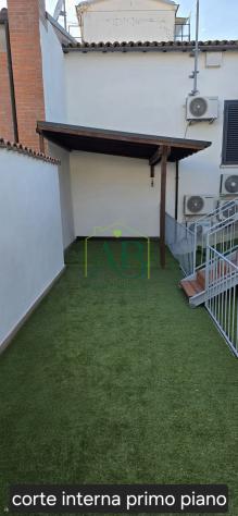 Appartamento ristrutturato con corte - Foto 5