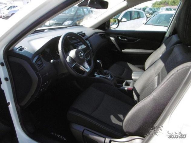 Nissan X-TRAIL 2200cc