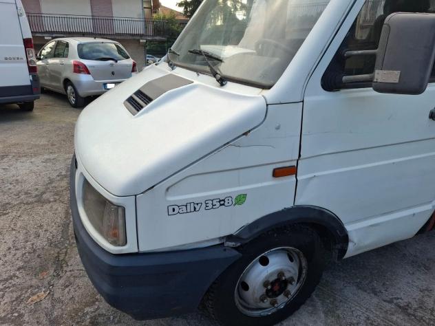 Iveco Daily 35.8 2.5 Diesel USO CARROATTREZZI - Foto 4