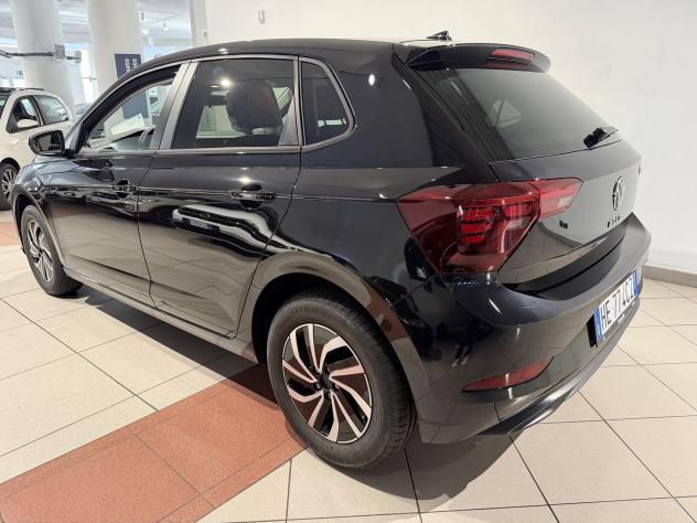 Volkswagen Polo 1.0 Young - Foto 3