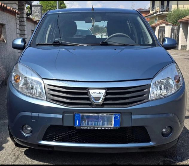 Dacia Sandero 5 porte usata molto poco