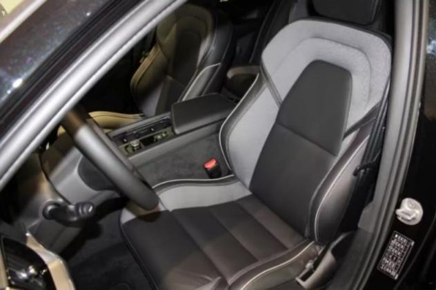 VOLVO V60 B4 (d) automatico Ultimate Dark rif. 23806895 - Foto 7