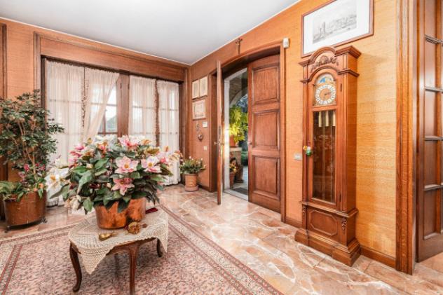 Villa di 600 m² con più di 5 locali e box auto doppio in vendita a Meda - Foto 13