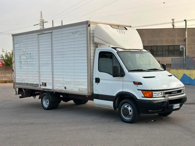 Iveco Daily 35C9/Bar.tor.2.8 TDI PC-RG Cab. - Foto 10