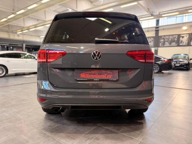 Volkswagen Touran 7 Posti 2.0 TDI SCR Executive DSG chilometri certificati Casamadre, possibilità di estensione garanzia Casamadre. - Foto 5
