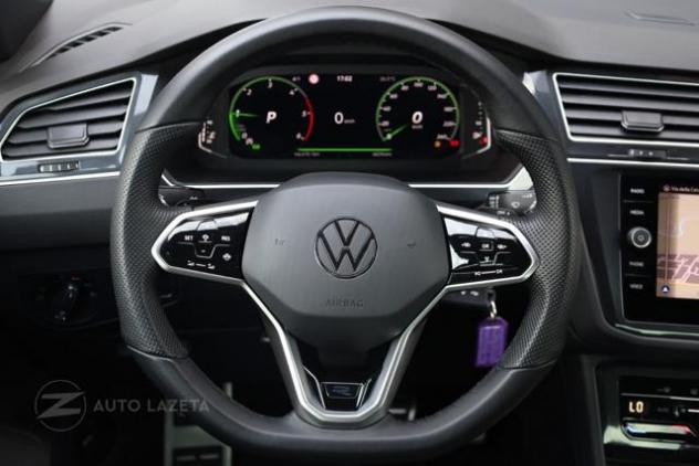 VOLKSWAGEN Tiguan 2.0 TDI 150 CV SCR DSG R-Line rif. 23775184 - Foto 9