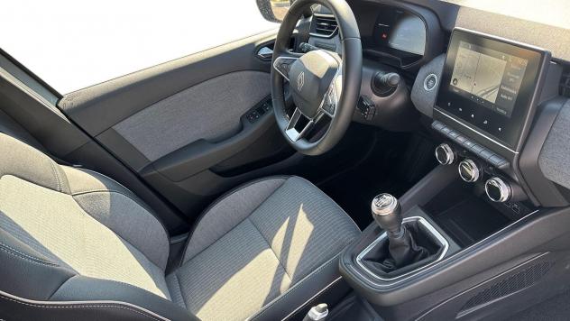 Renault Clio V 2023 1.0 TCe GPL Techno - Foto 8