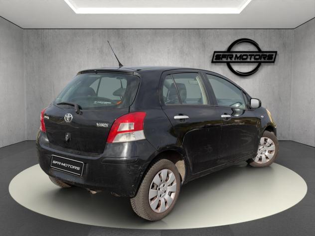 Toyota Yaris Yaris 5p 1.3 automatica - PREZZO REALE!! - Foto 3