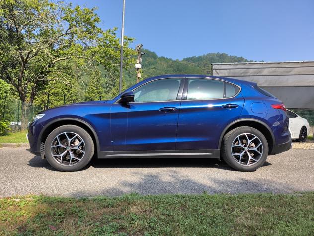 Alfa Romeo Stelvio 2.2 Turbodiesel 210 CV AT8 Q4 Executive - Foto 4