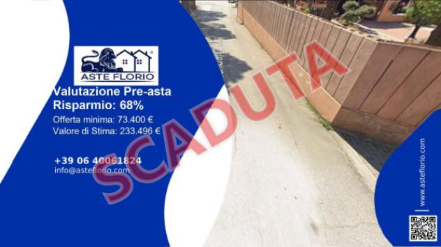 Immobile in asta di 900 m² in vendita a Collecorvino