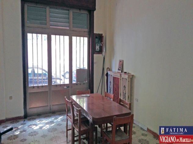 FOGGIA – VENDESI – VIA LECCE – TRATTABILE – MQ. 110 – 2 ingressi – 2 cortili - Foto 3